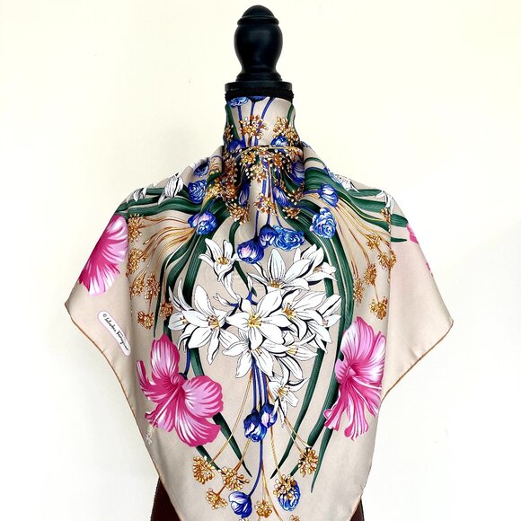 New Salvatore Ferragamo Silk Scarf Flowers Beige Multicolor Wrap Scarf - Picture 15 of 15